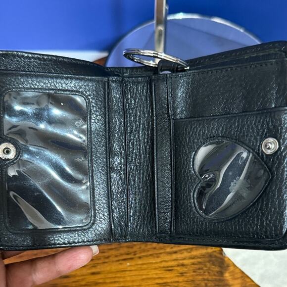 Brighton Black Croc-Embossed Women's Wallet - Picture 5 of 6